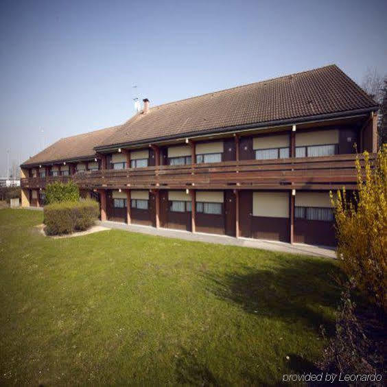 Kyriad Chalons-En-Champagne - Saint-Martin Dış mekan fotoğraf